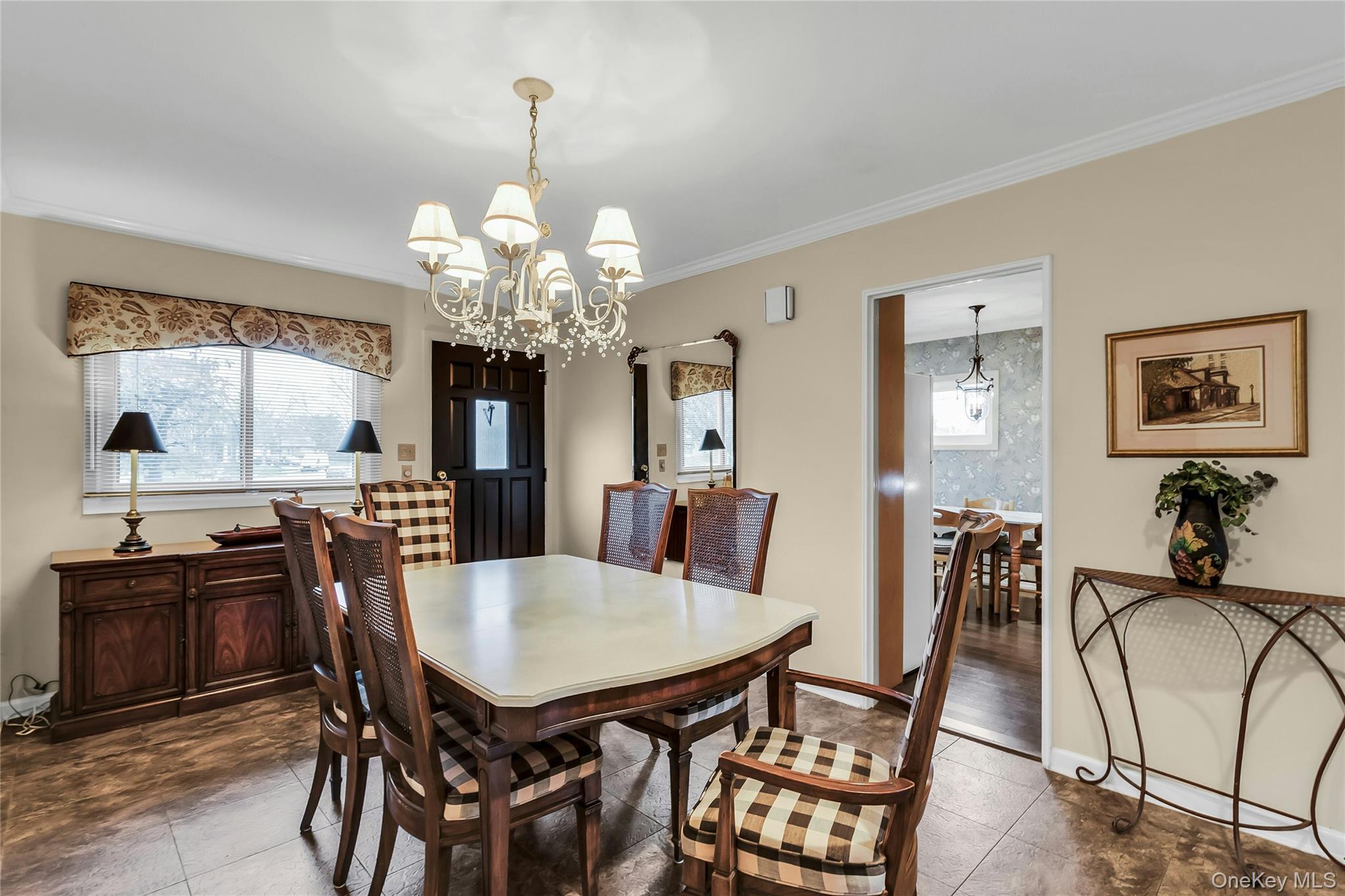 #4 photo, 27 Abbey Lane, Plainview , NY 11803