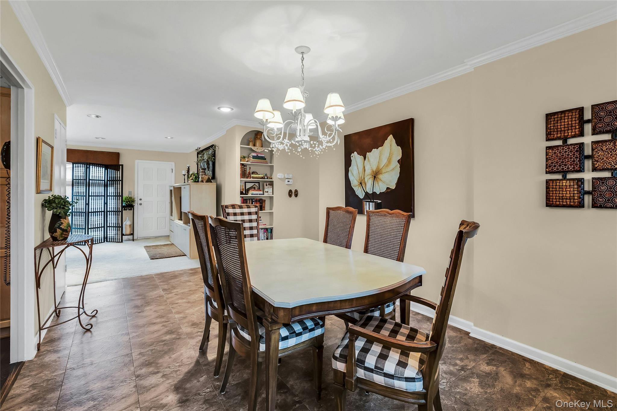 #6 photo, 27 Abbey Lane, Plainview , NY 11803