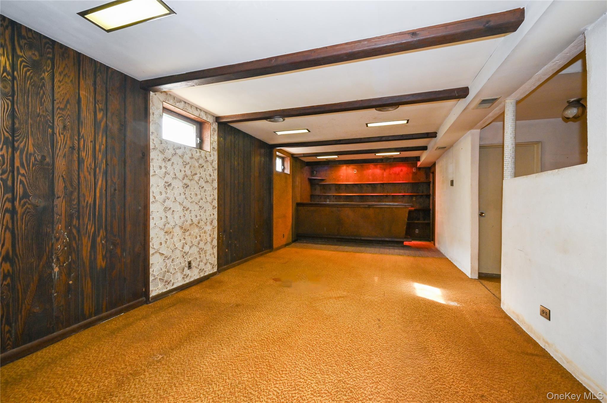 #8 photo, 48-51 190th Street, Fresh Meadows , NY 11365