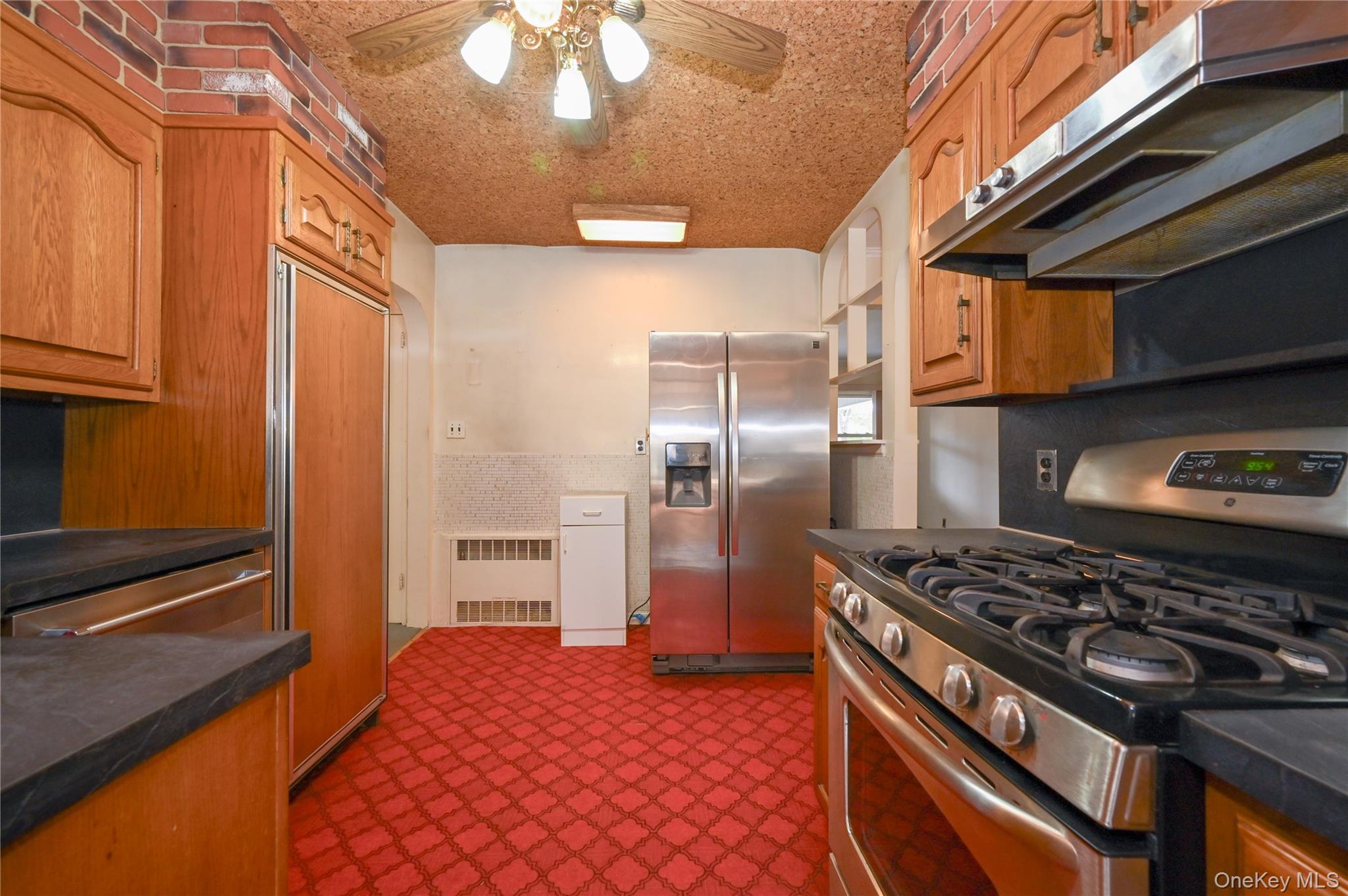 #9 photo, 48-51 190th Street, Fresh Meadows , NY 11365