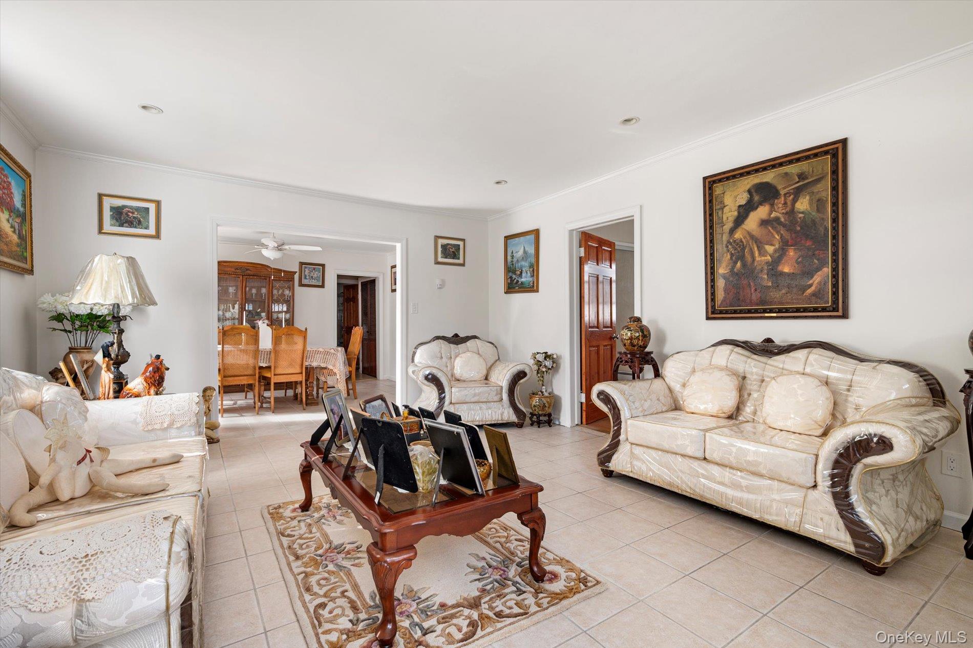 #5 photo, 247 N Columbus Avenue, Freeport , NY 11520