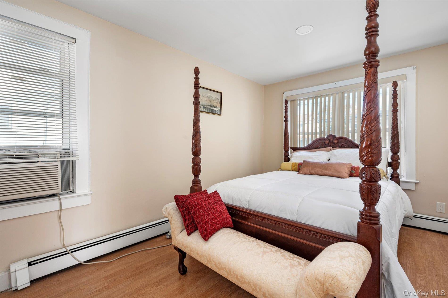 #7 photo, 247 N Columbus Avenue, Freeport , NY 11520