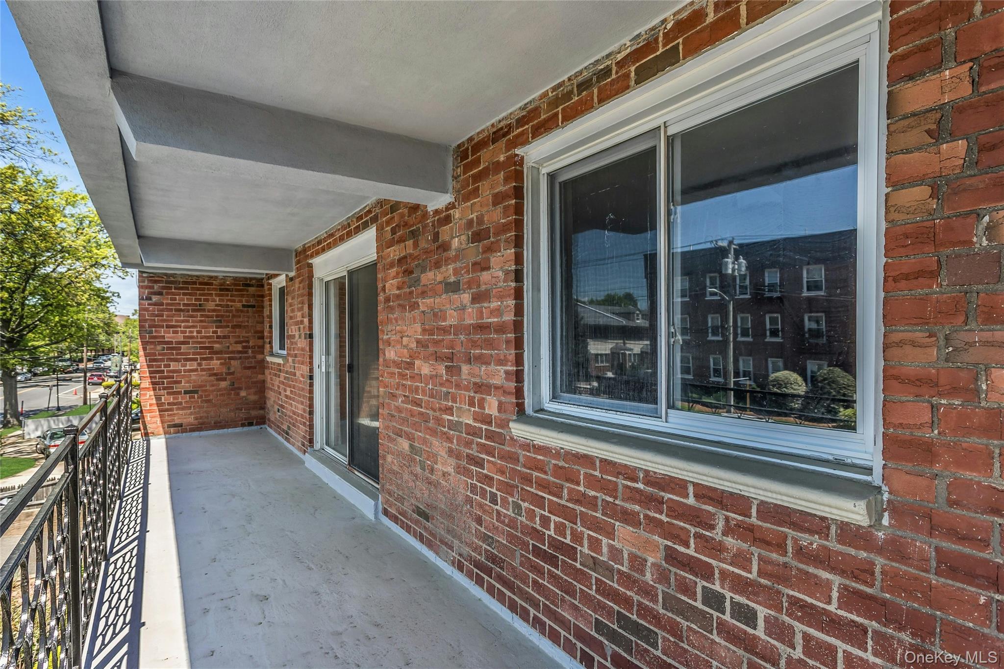 #13 photo, 200 Atlantic Avenue, Lynbrook , NY 11563