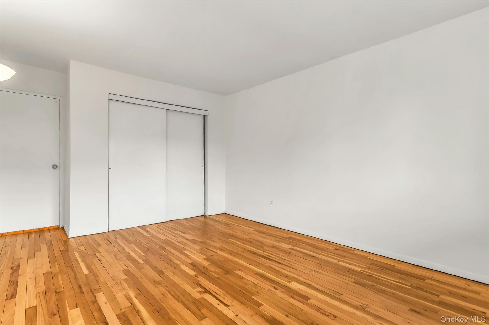 #18 photo, 200 Atlantic Avenue, Lynbrook , NY 11563