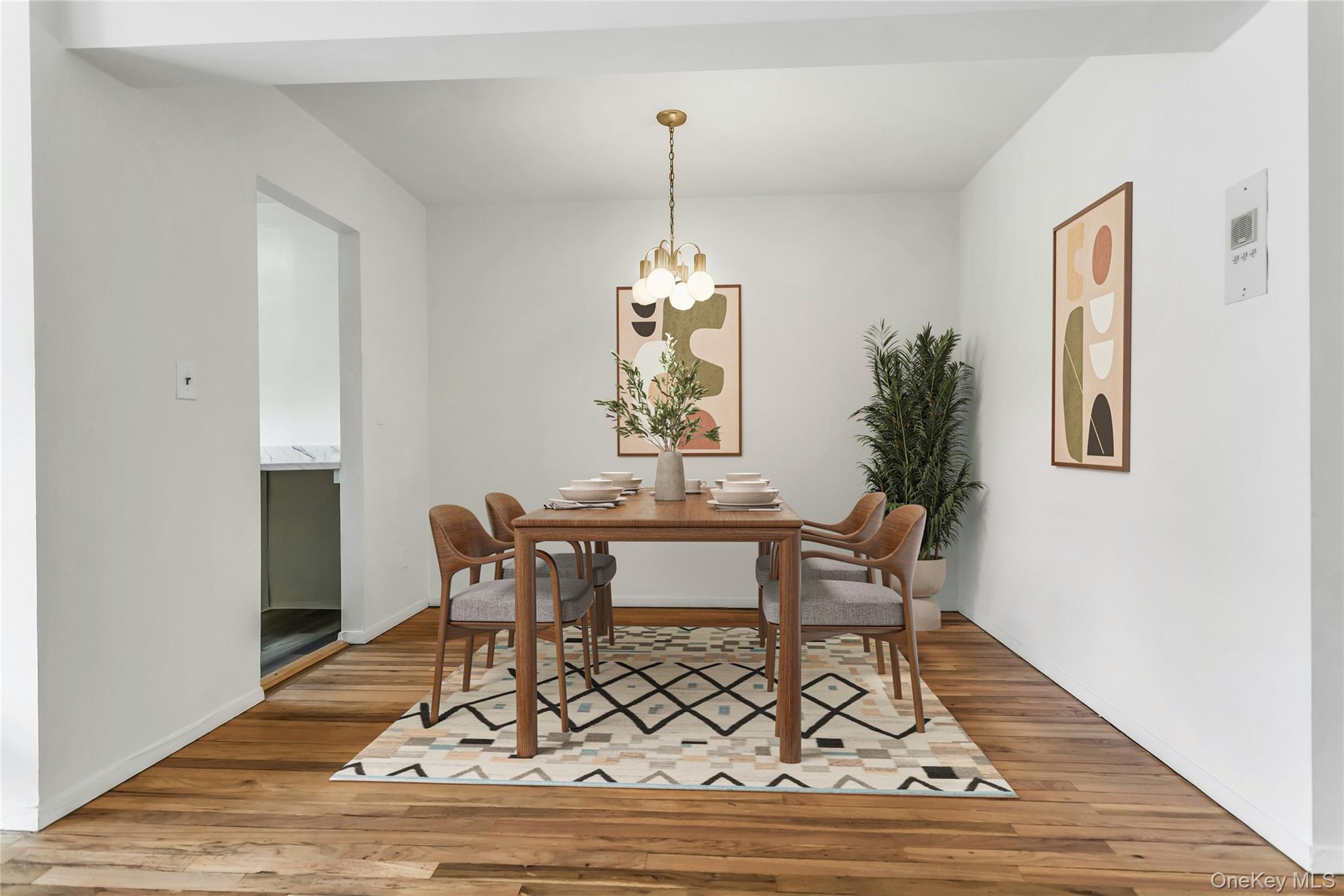 #5 photo, 200 Atlantic Avenue, Lynbrook , NY 11563