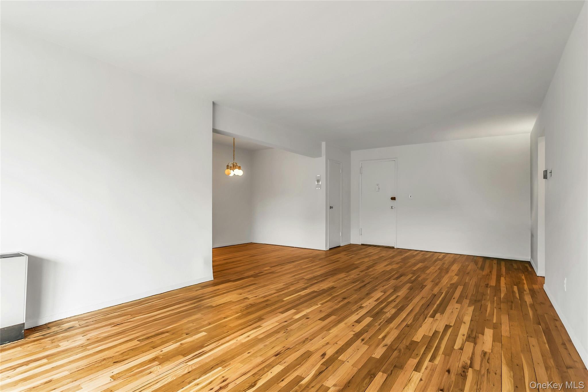 #9 photo, 200 Atlantic Avenue, Lynbrook , NY 11563