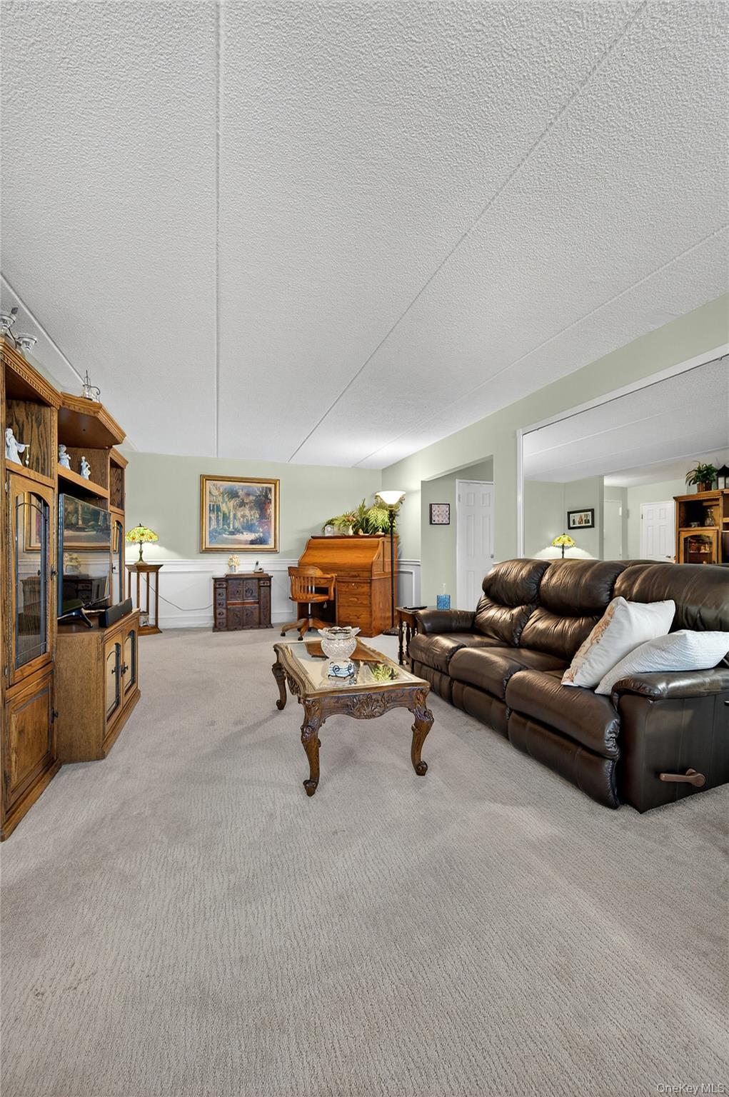 #12 photo, 135 Post Avenue, Westbury , NY 11590