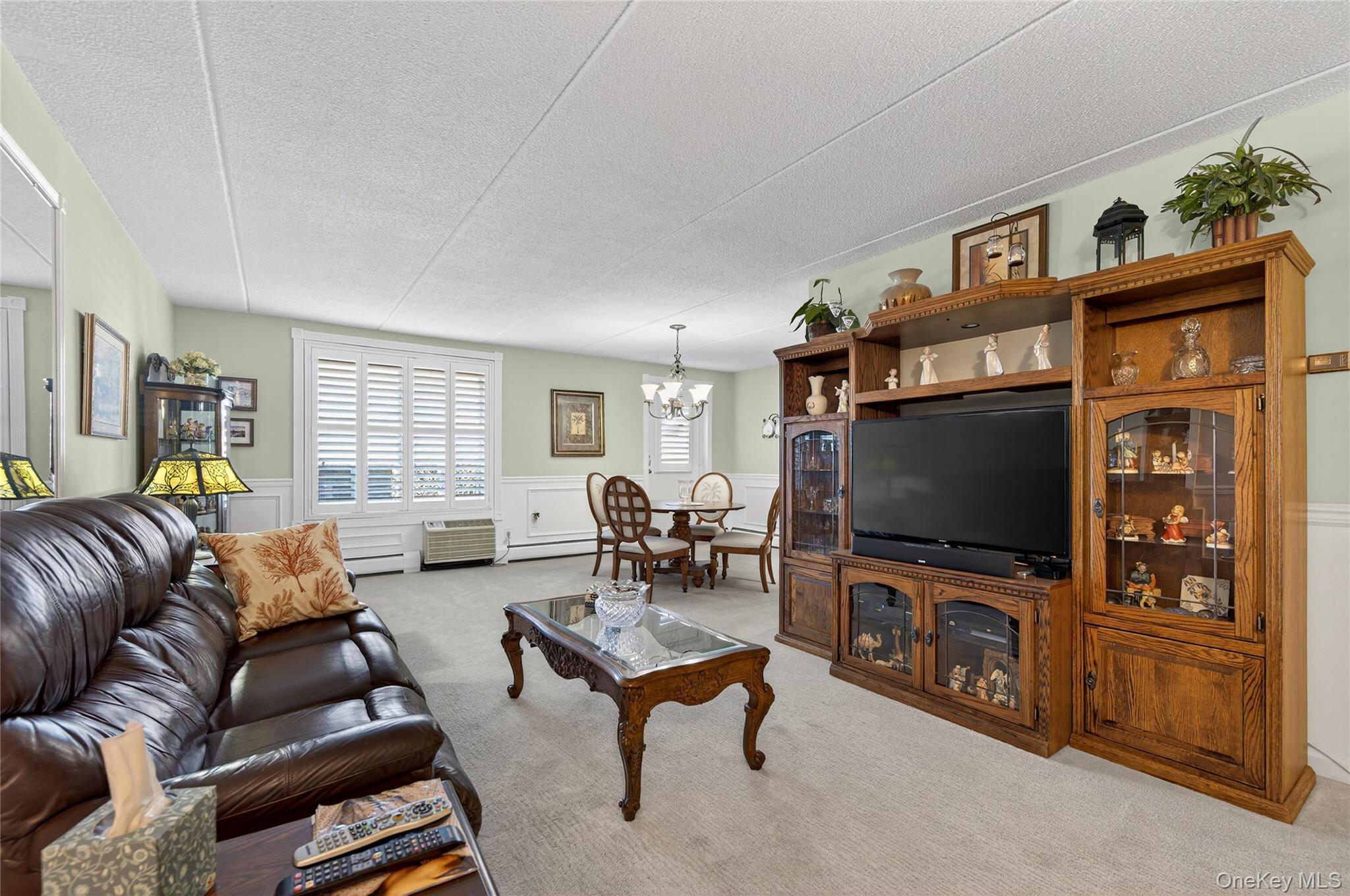 #8 photo, 135 Post Avenue, Westbury , NY 11590