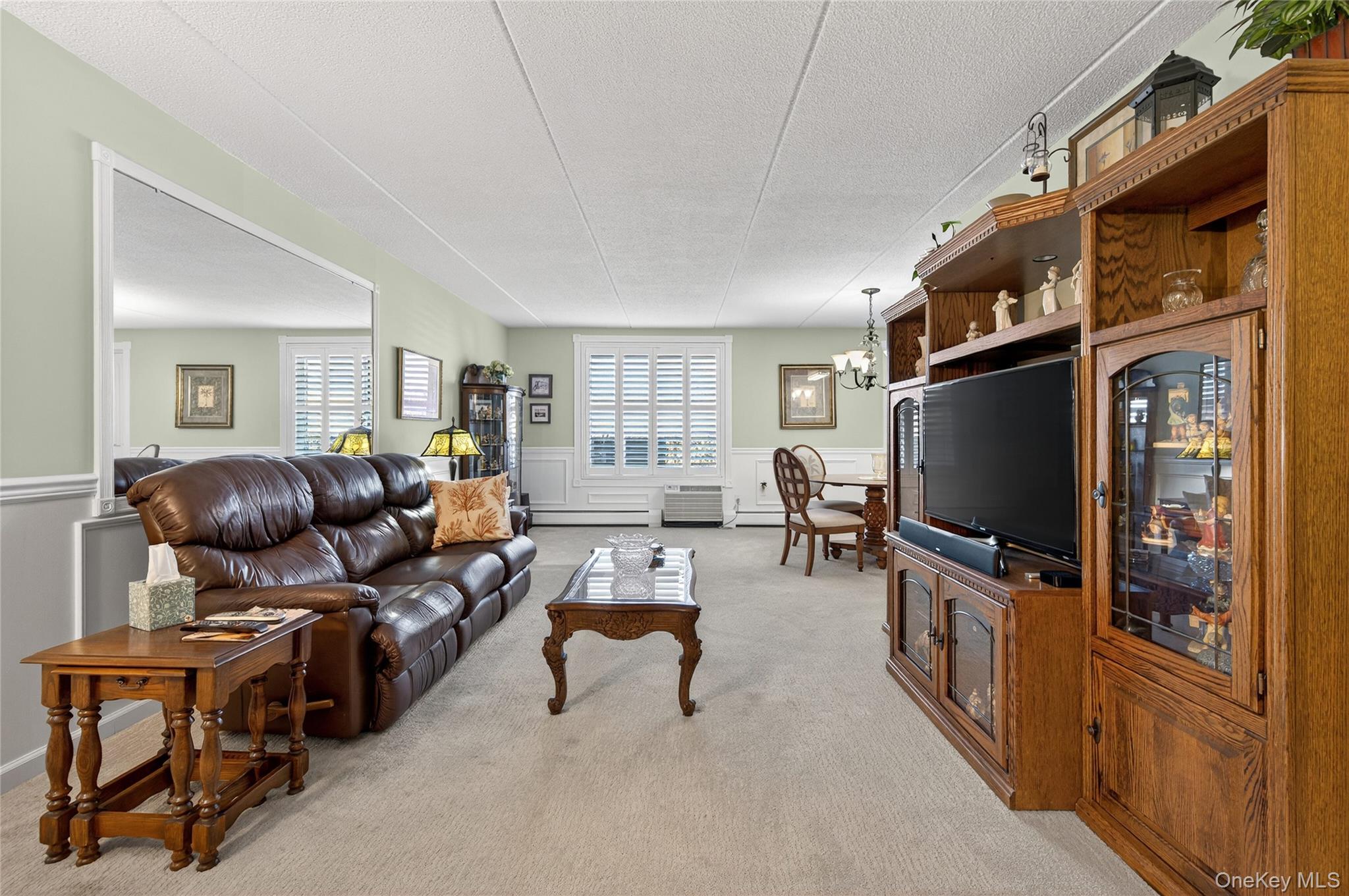 #9 photo, 135 Post Avenue, Westbury , NY 11590