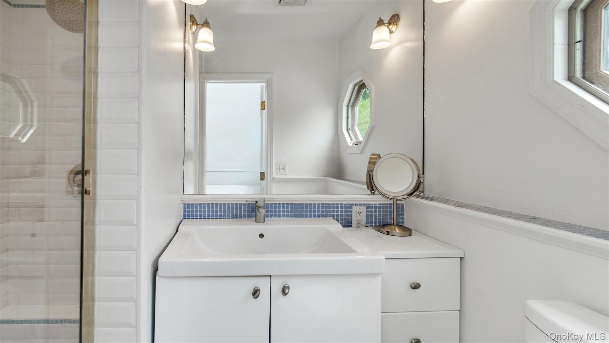 #19 photo, 9 Ocame Avenue, Westhampton Beach , NY 11978