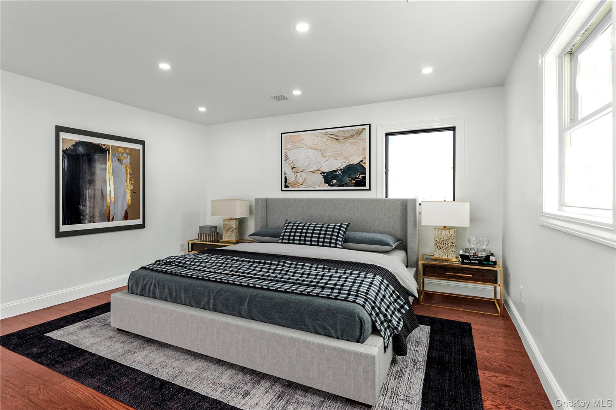 #11 photo, 44 School Street, Malverne , NY 11565