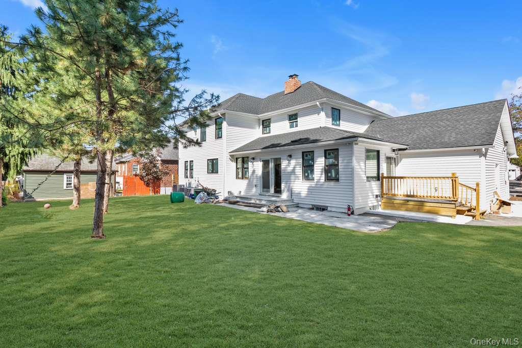 #19 photo, 44 School Street, Malverne , NY 11565