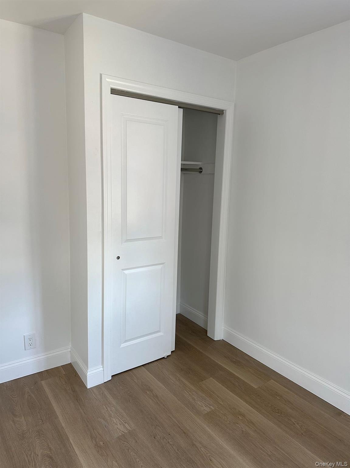 #6 photo, 46-05 158 Street, Flushing , NY 11358