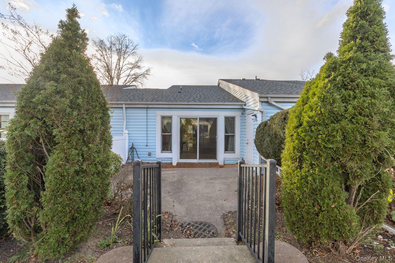 #17 photo, 705 Cabot Court, Saint James , NY 11780