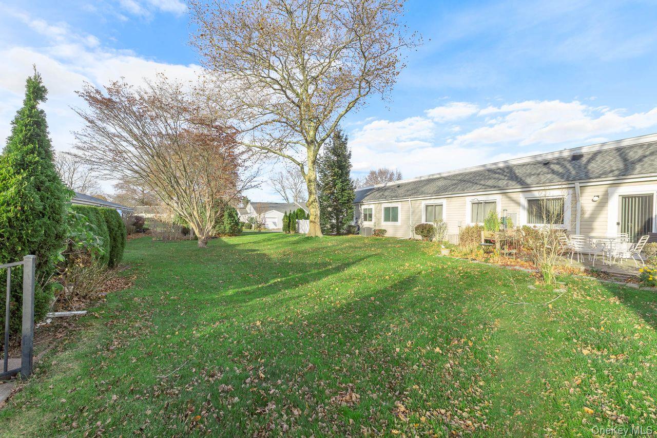 #18 photo, 705 Cabot Court, Saint James , NY 11780