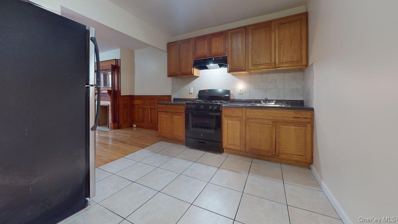 #10 photo, 418 73rd Street, Brooklyn , NY 11209