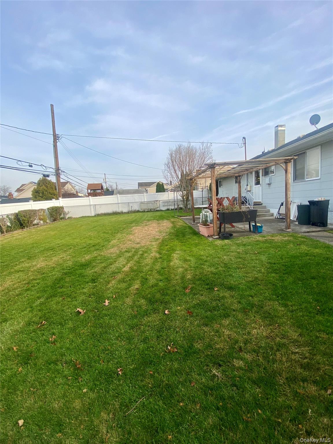 #5 photo, 816 Anderson Avenue, Franklin Square , NY 11010