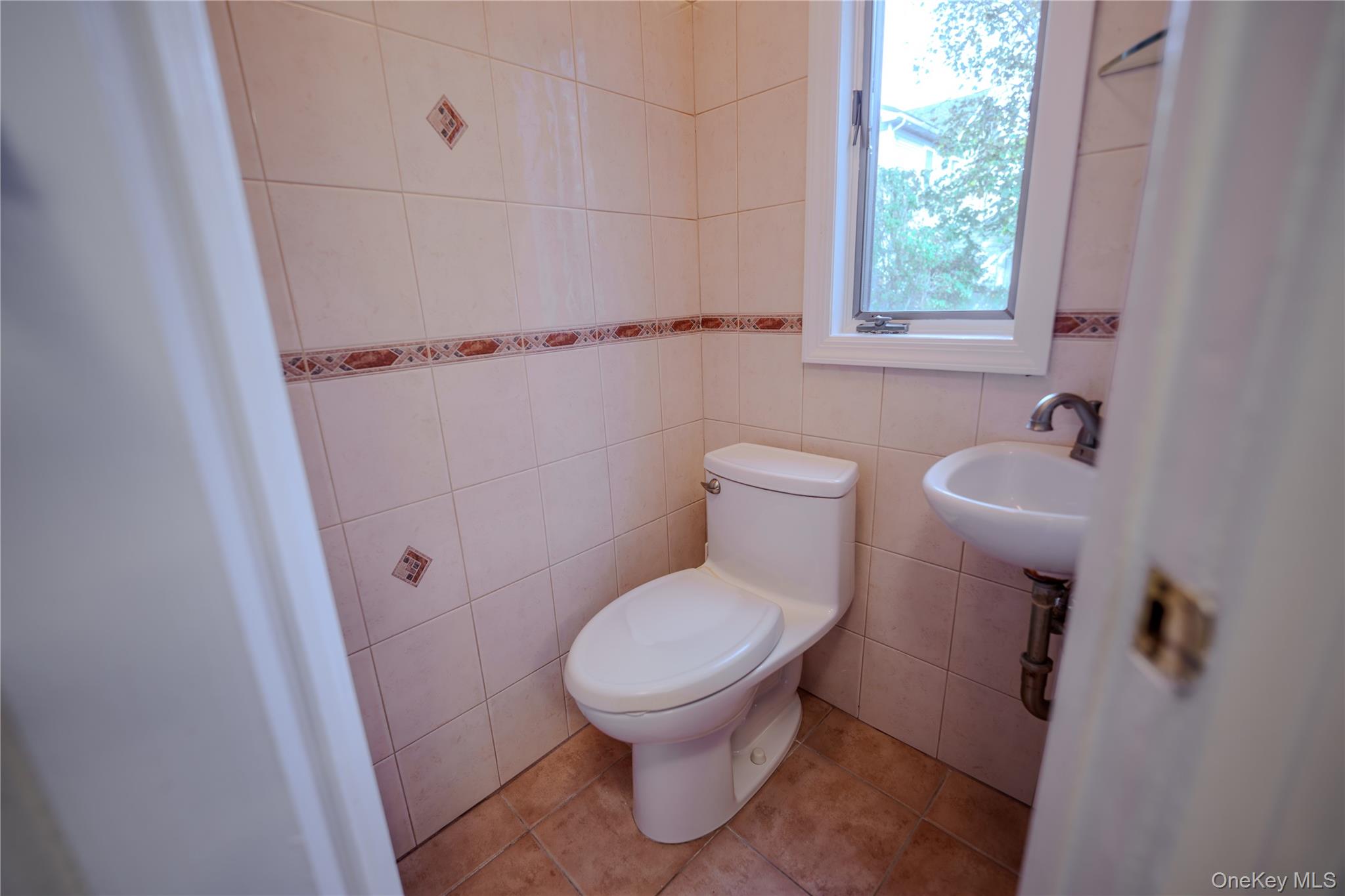 #10 photo, 99 Durland Road, ナッソー郡 Lynbrook , NY 11563