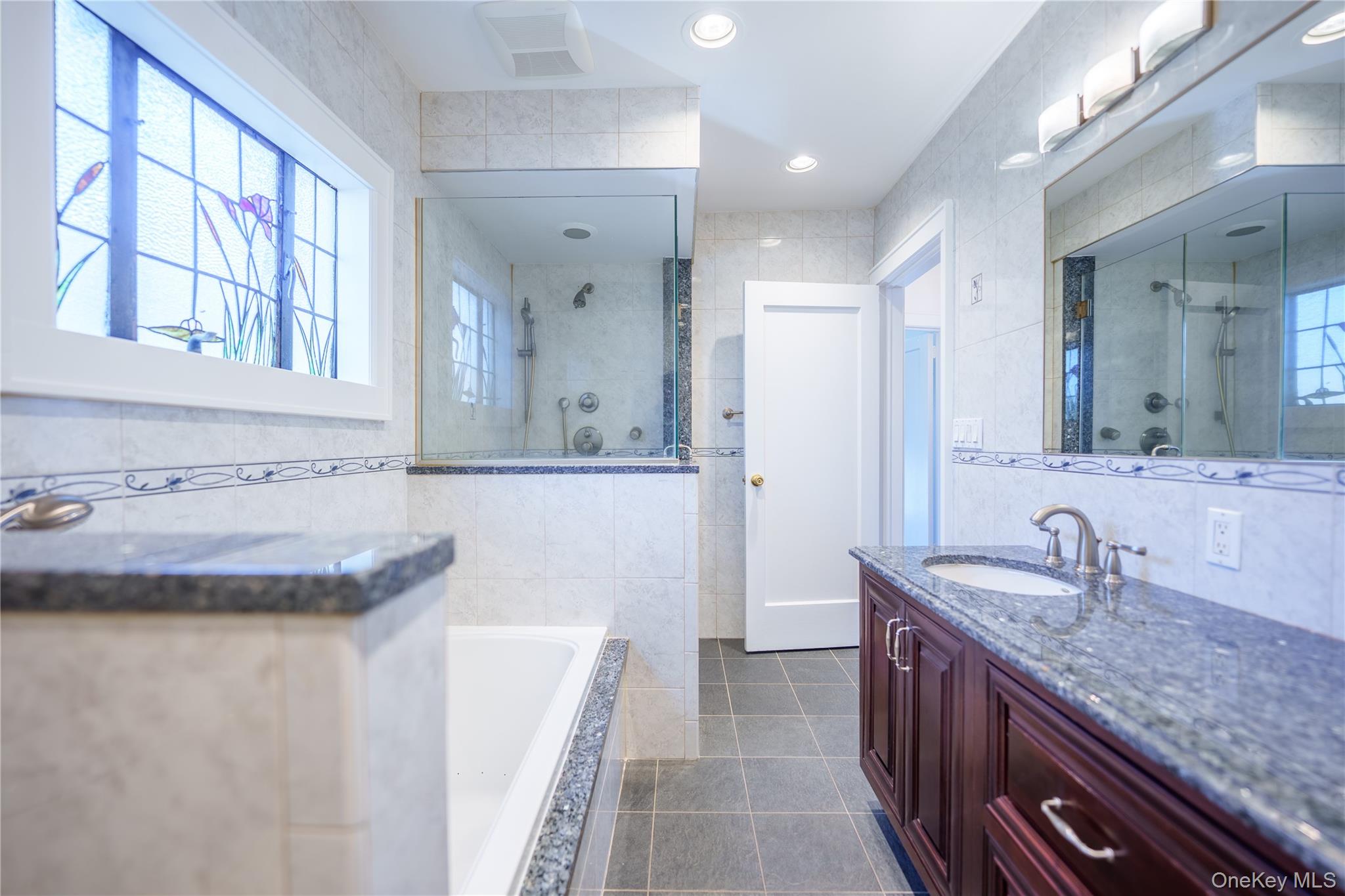 #15 photo, 99 Durland Road, ナッソー郡 Lynbrook , NY 11563