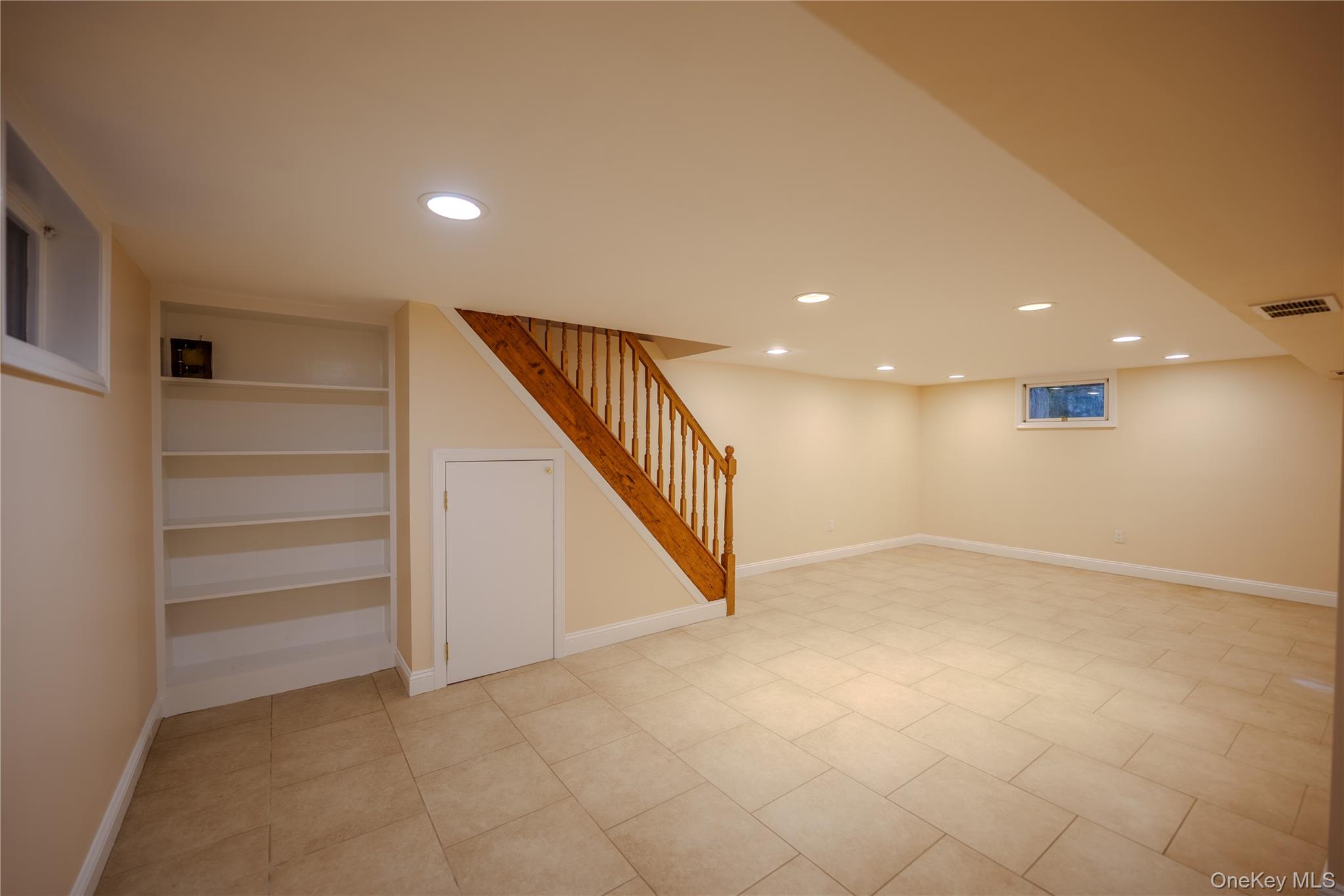 #18 photo, 99 Durland Road, ナッソー郡 Lynbrook , NY 11563