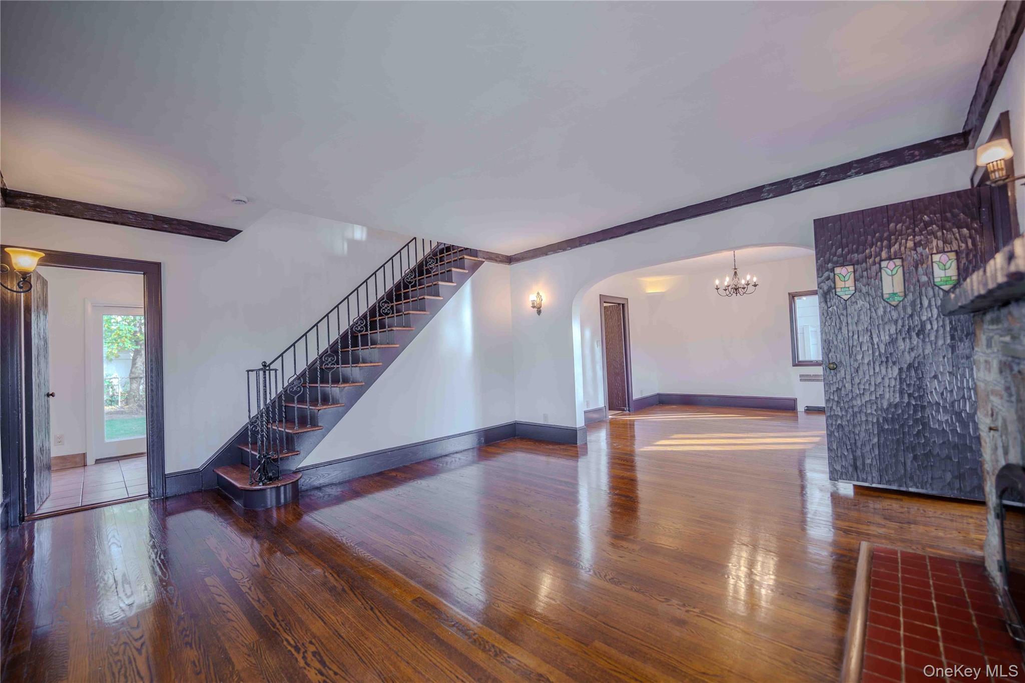 #4 photo, 99 Durland Road, ナッソー郡 Lynbrook , NY 11563