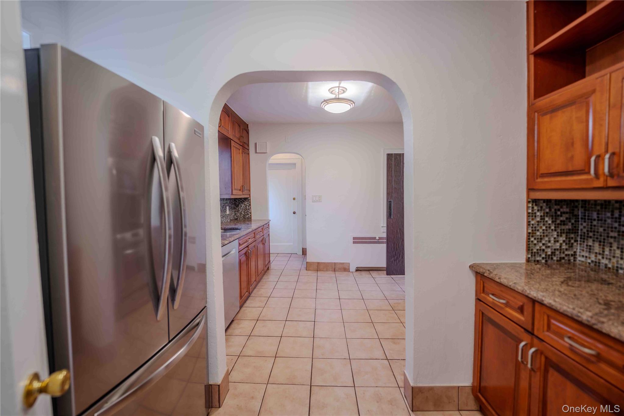 #8 photo, 99 Durland Road, ナッソー郡 Lynbrook , NY 11563