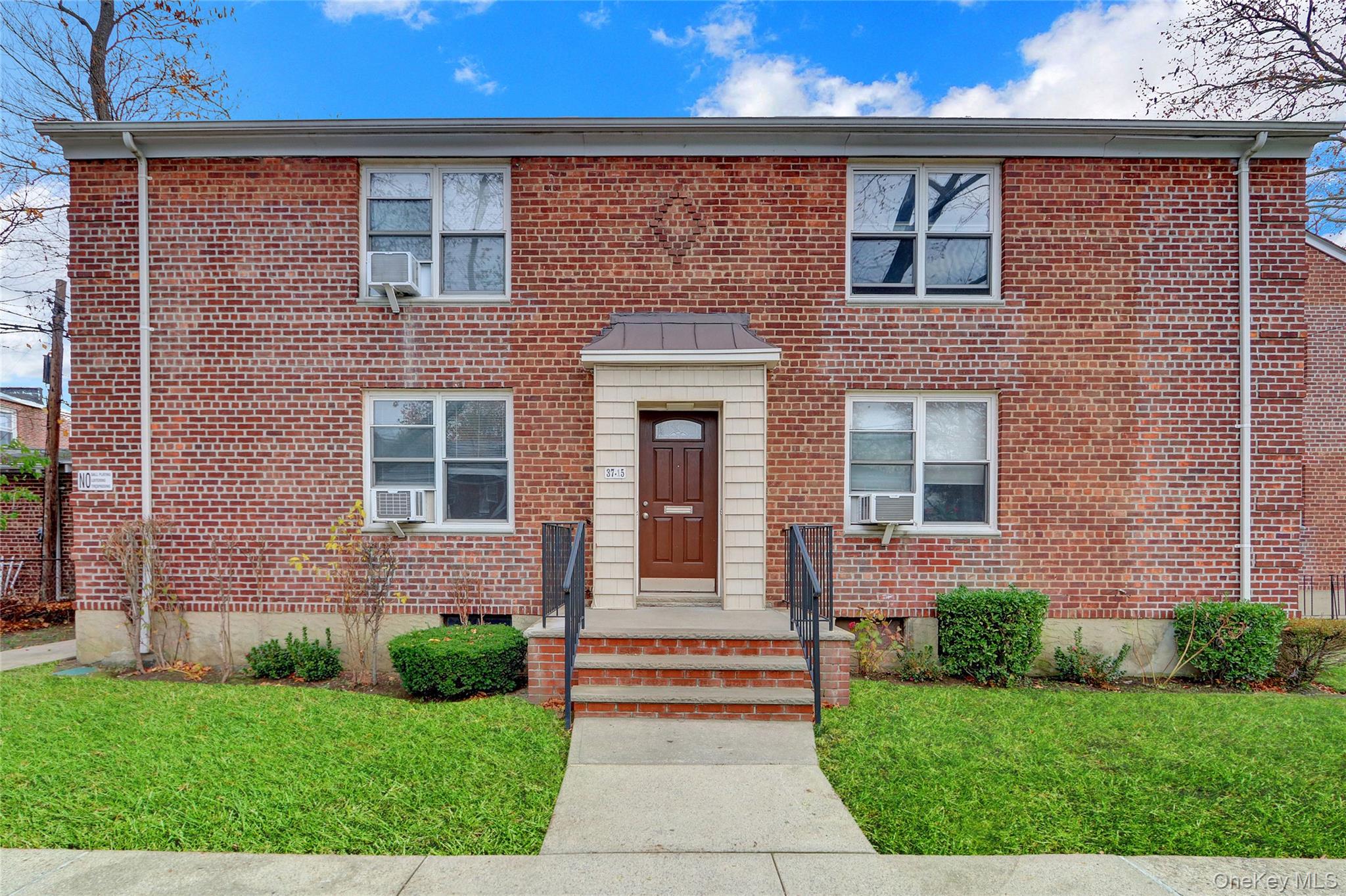 #1 photo, 37-15 195th, Flushing , NY 11358