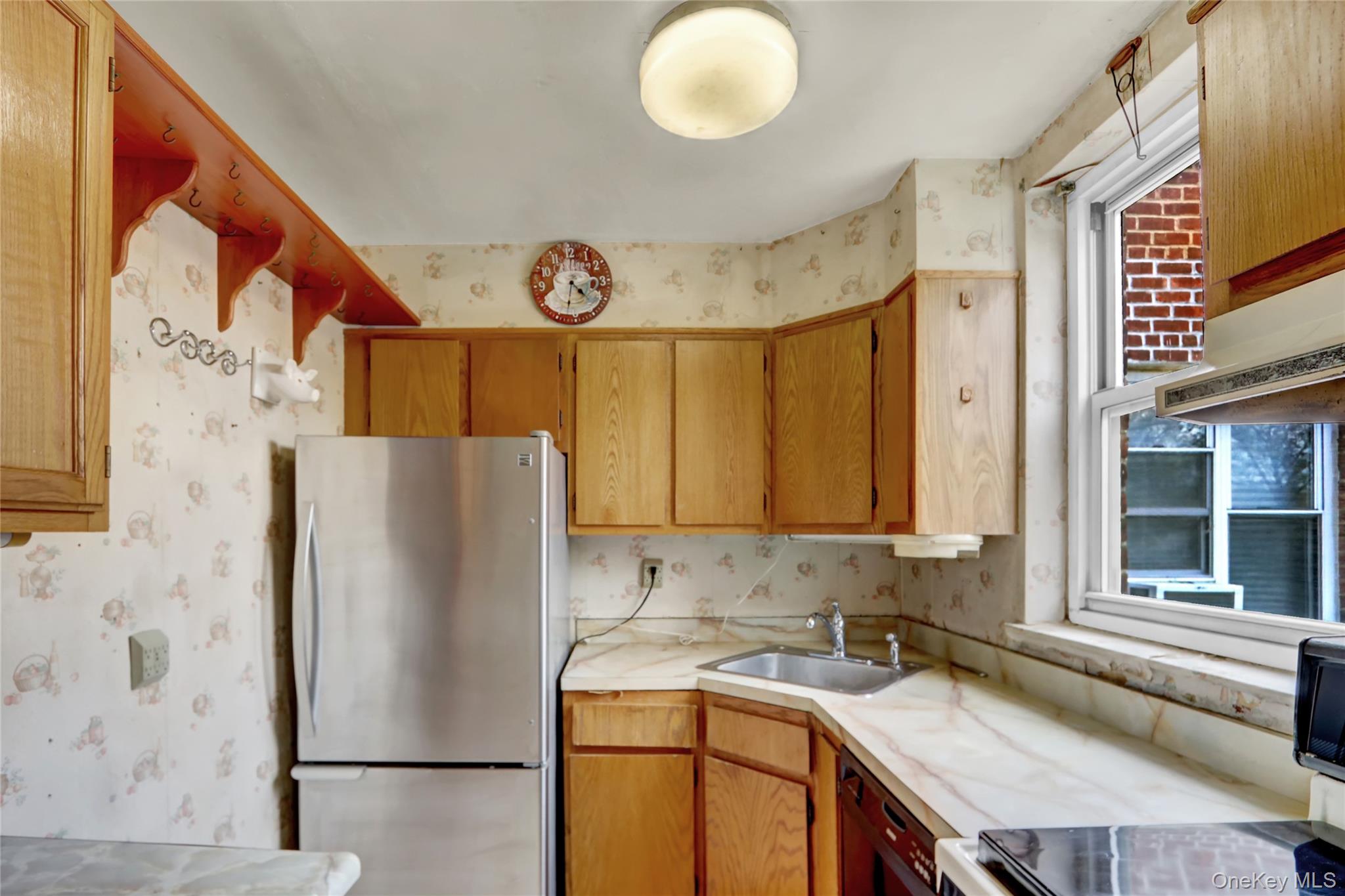 #10 photo, 37-15 195th, Flushing , NY 11358