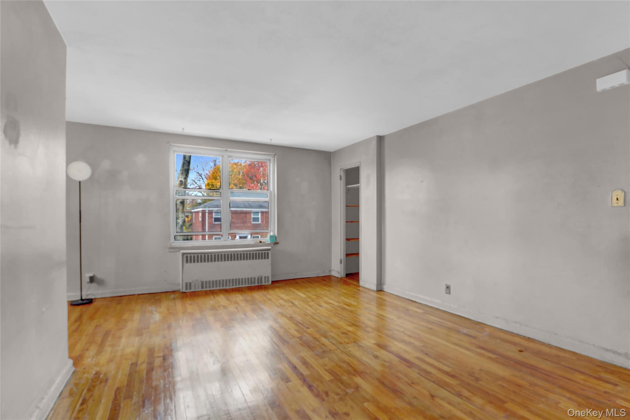 #3 photo, 37-15 195th, Flushing , NY 11358