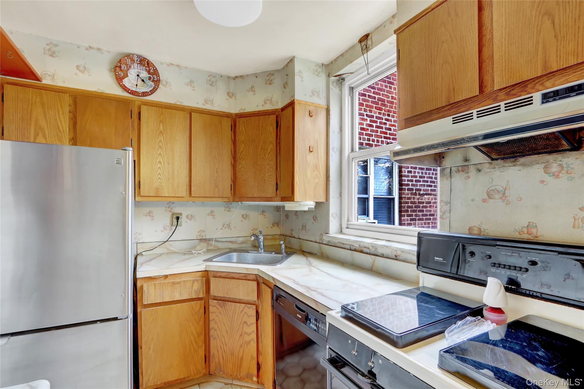 #9 photo, 37-15 195th, Flushing , NY 11358