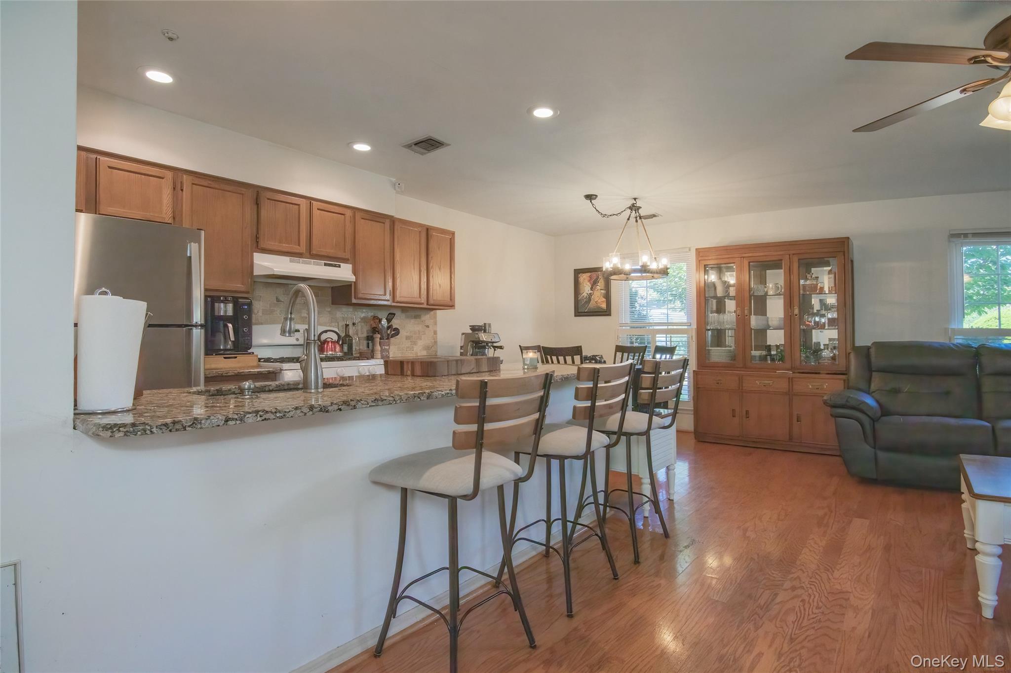 #6 photo, 46 The Rise, Warwick , NY 10990