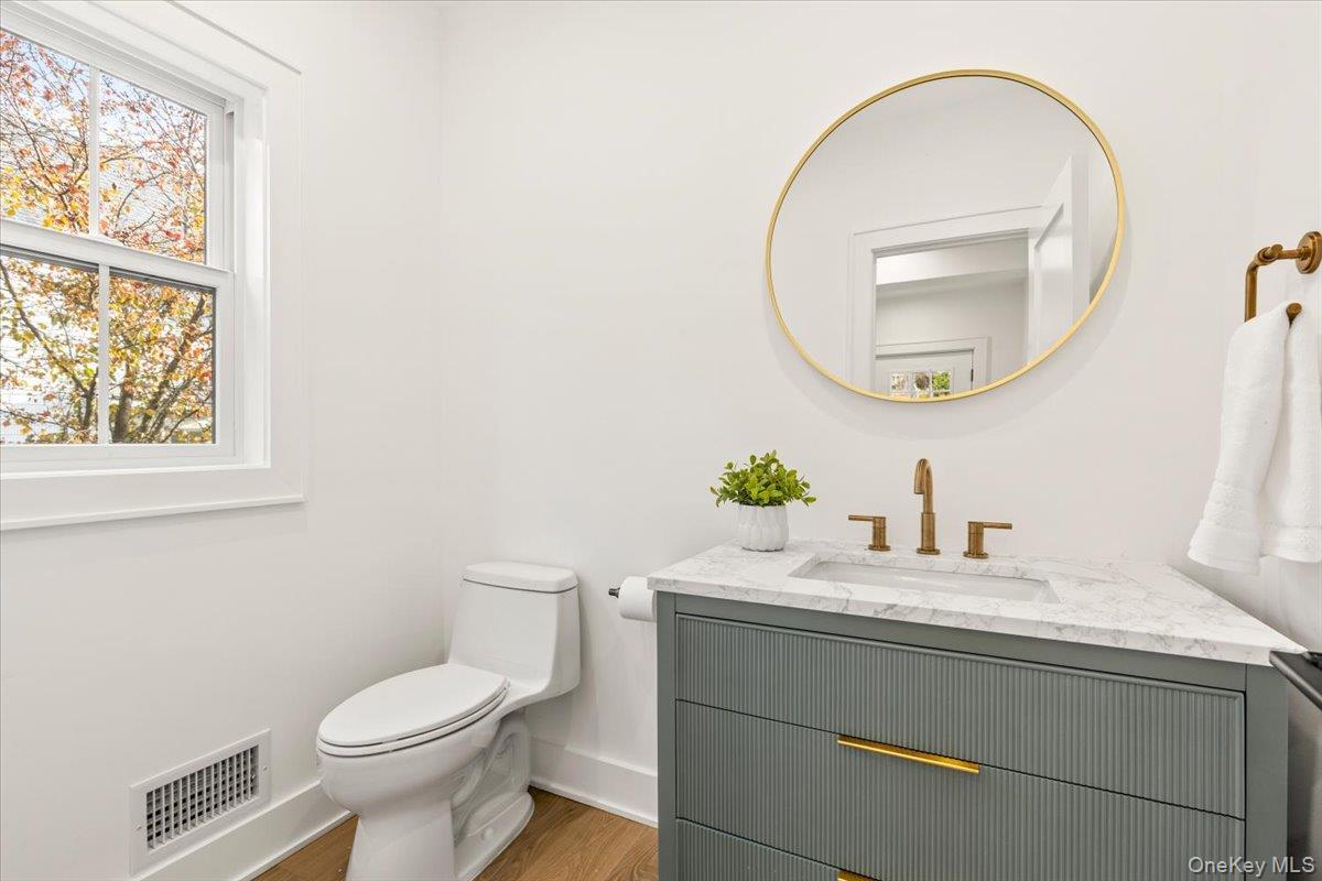 #12 photo, 60 Grapal Street, Rye , NY 10580