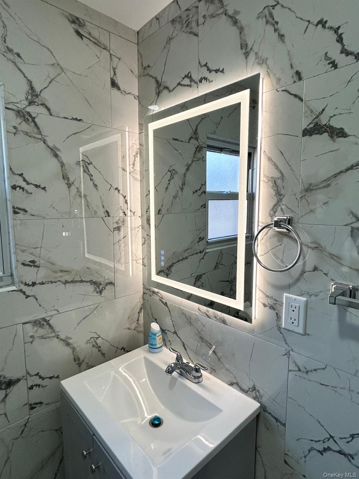 #10 photo, 119-60 177th Street, Saint Albans , NY 11434