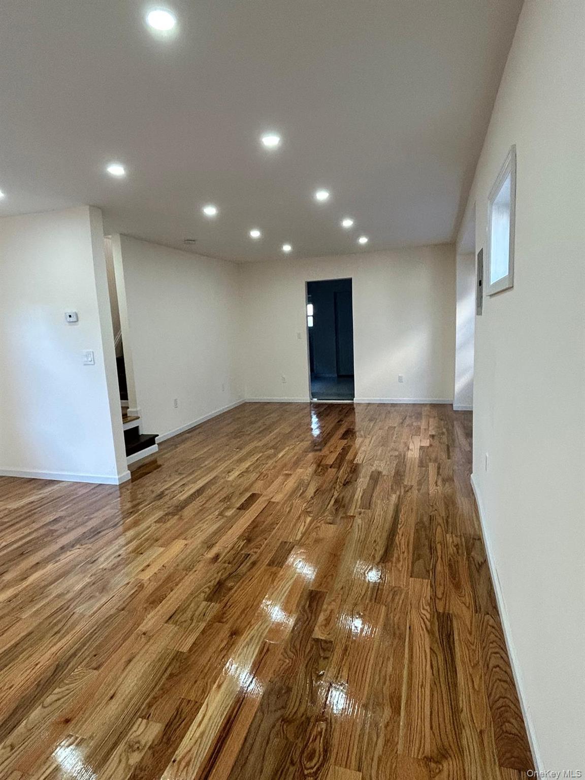 #4 photo, 119-60 177th Street, Saint Albans , NY 11434