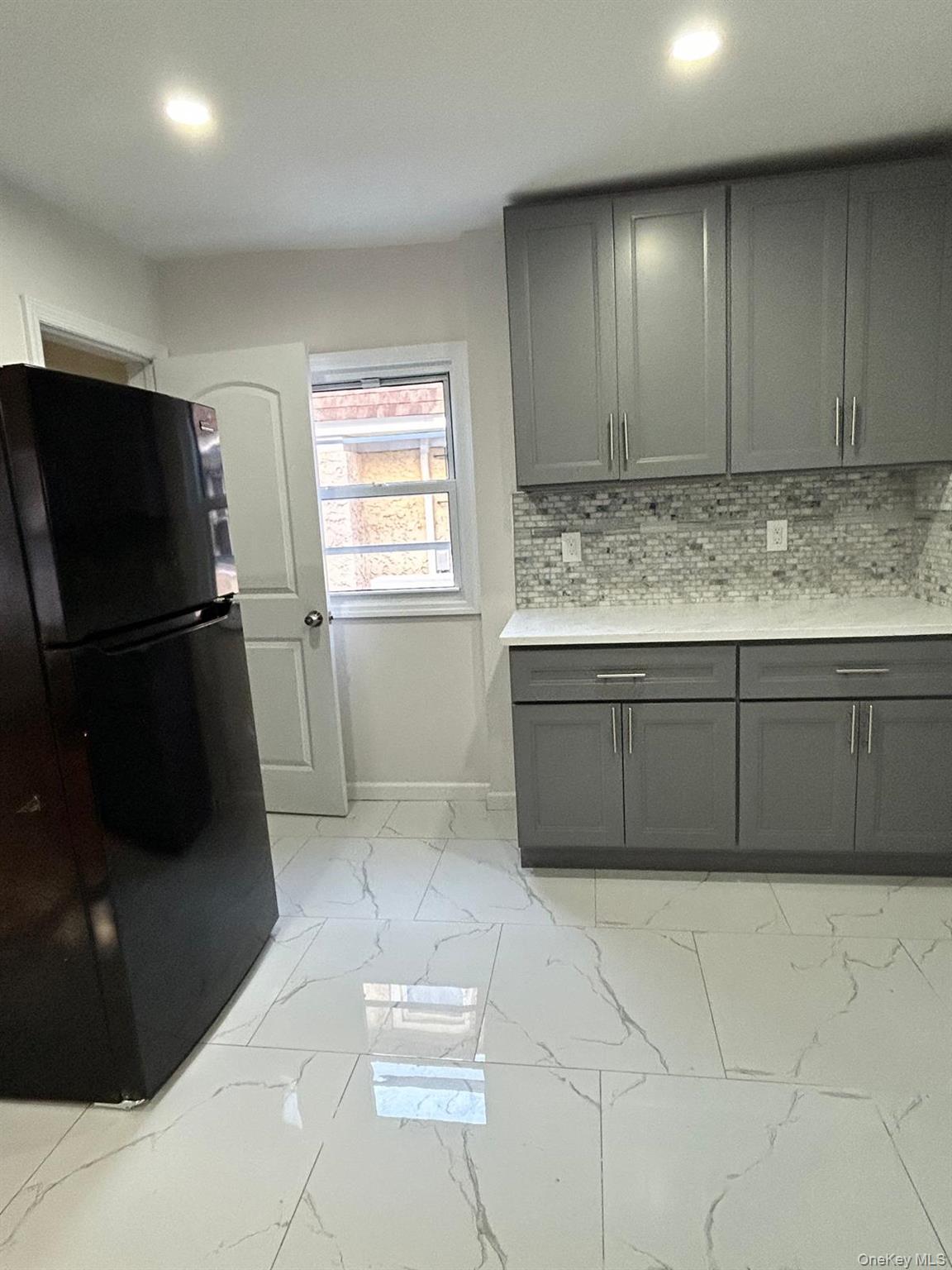 #9 photo, 119-60 177th Street, Saint Albans , NY 11434