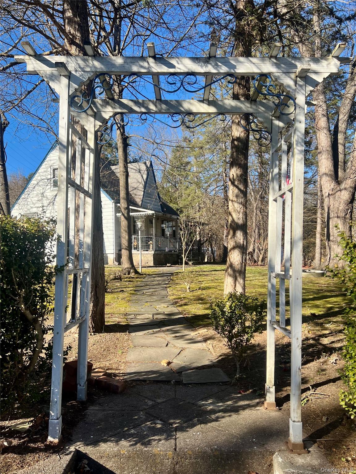 #13 photo, 6A Post Road, Sloatsburg , NY 10974