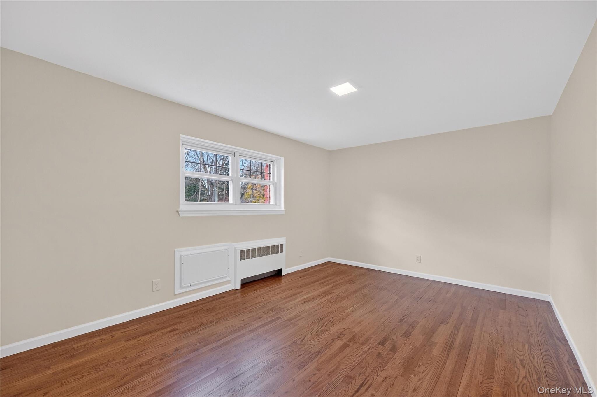 #12 photo, 1879 Crompond Road, Peekskill , NY 10566