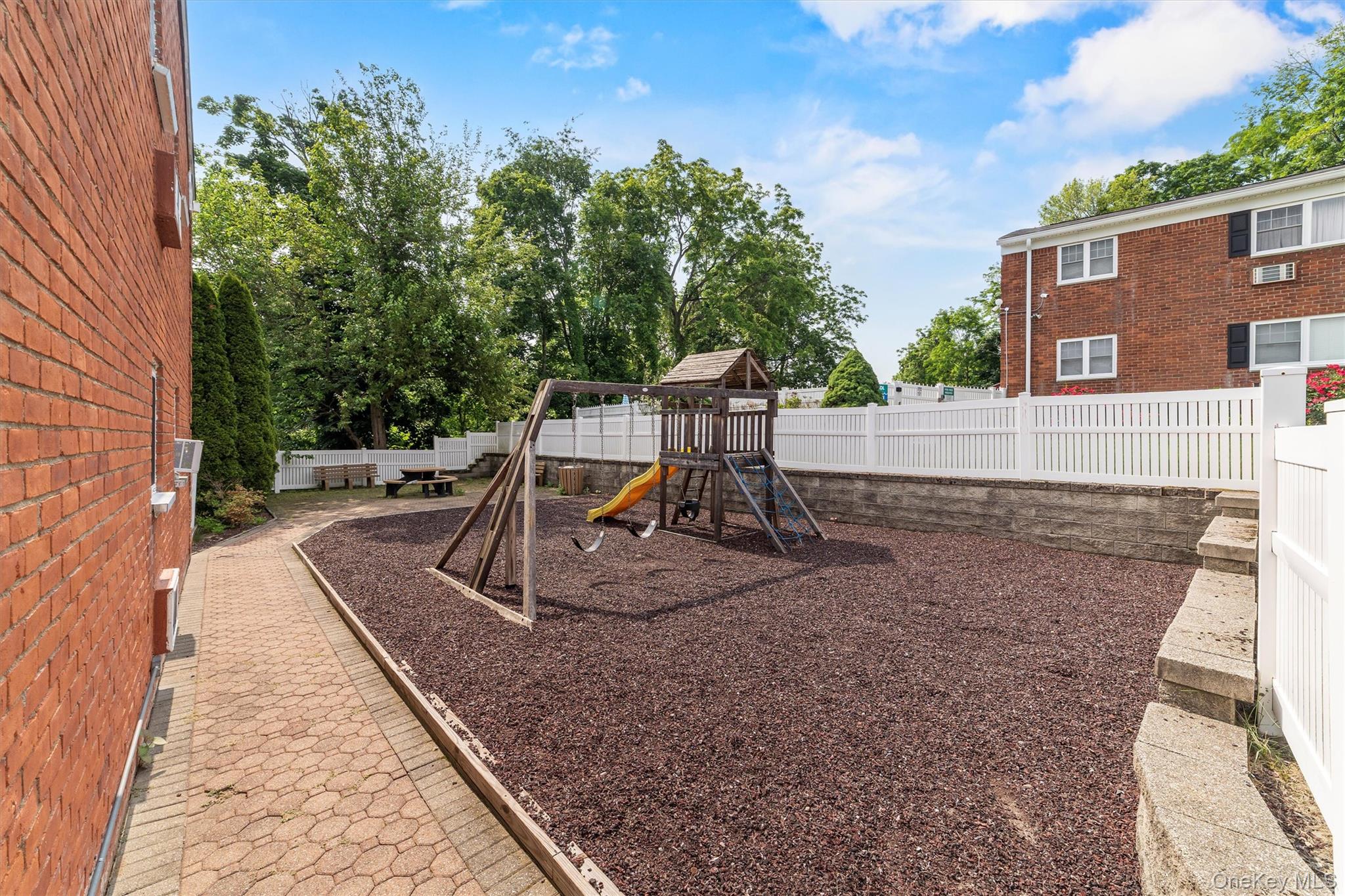 #17 photo, 1879 Crompond Road, Peekskill , NY 10566