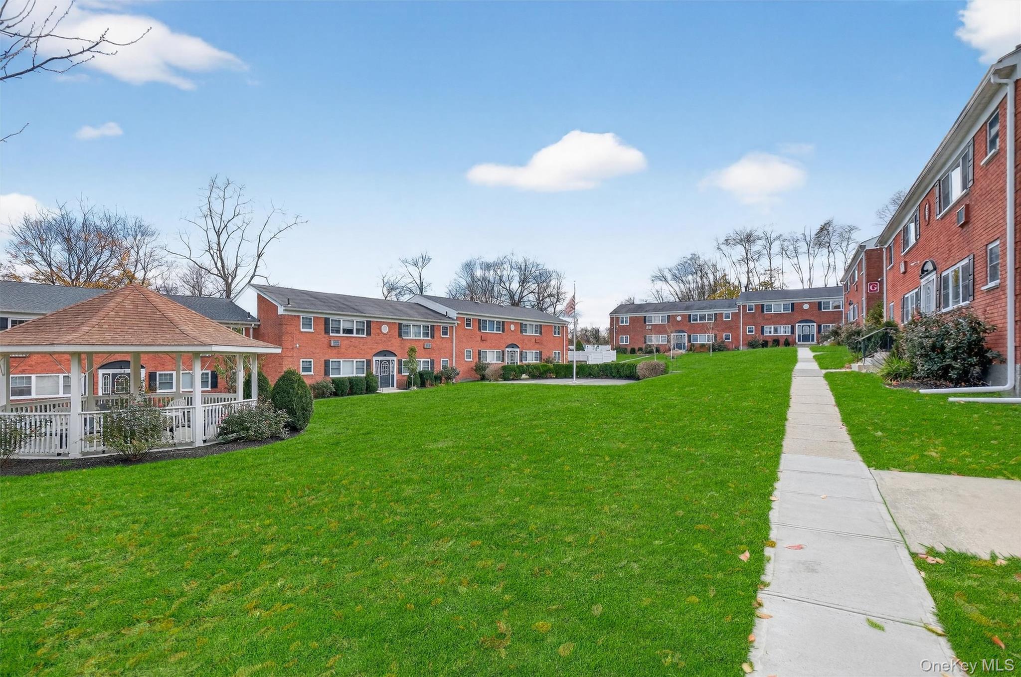 #19 photo, 1879 Crompond Road, Peekskill , NY 10566