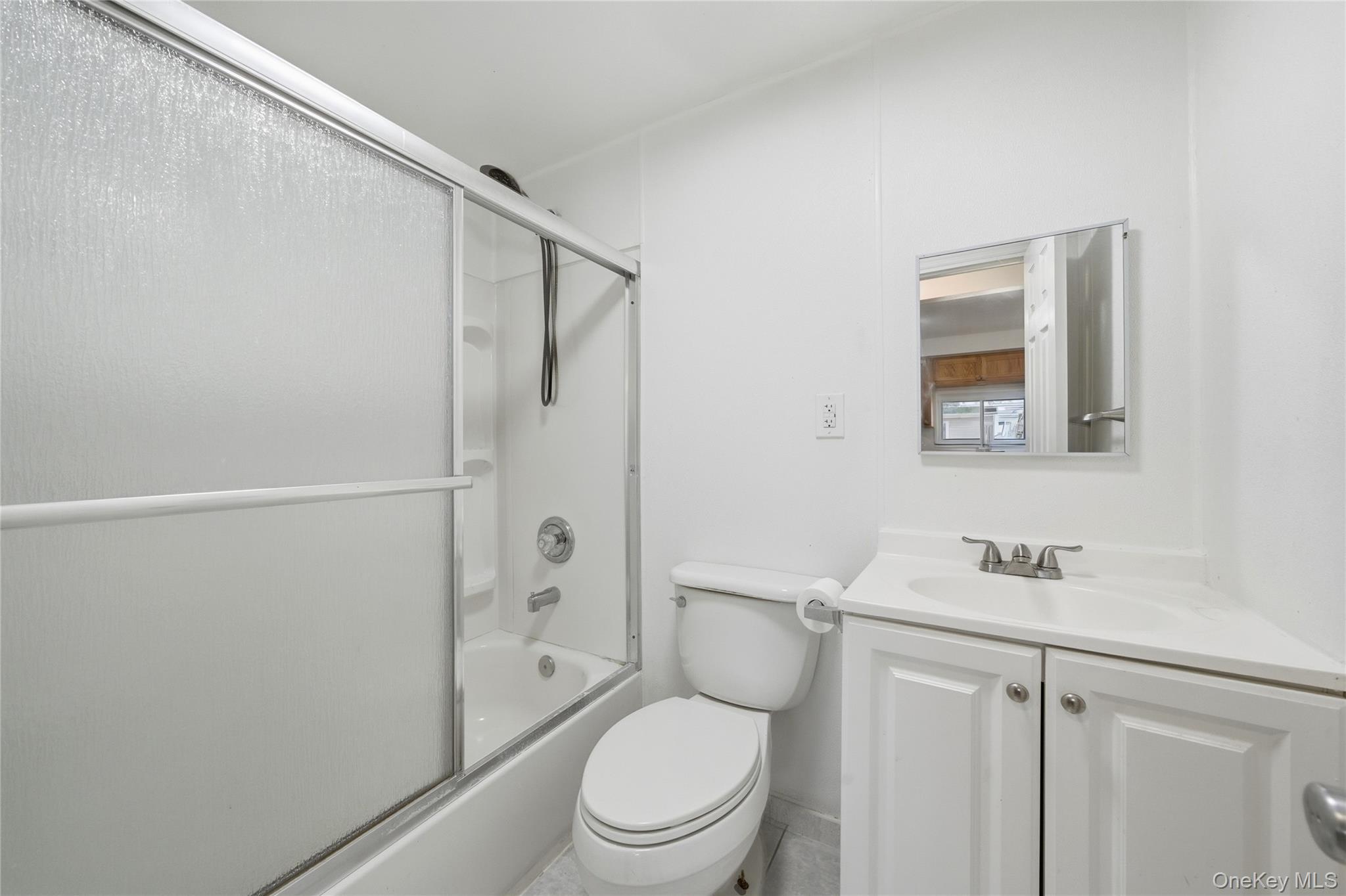 #14 photo, 81 Atlantic Avenue, West Sayville , NY 11796