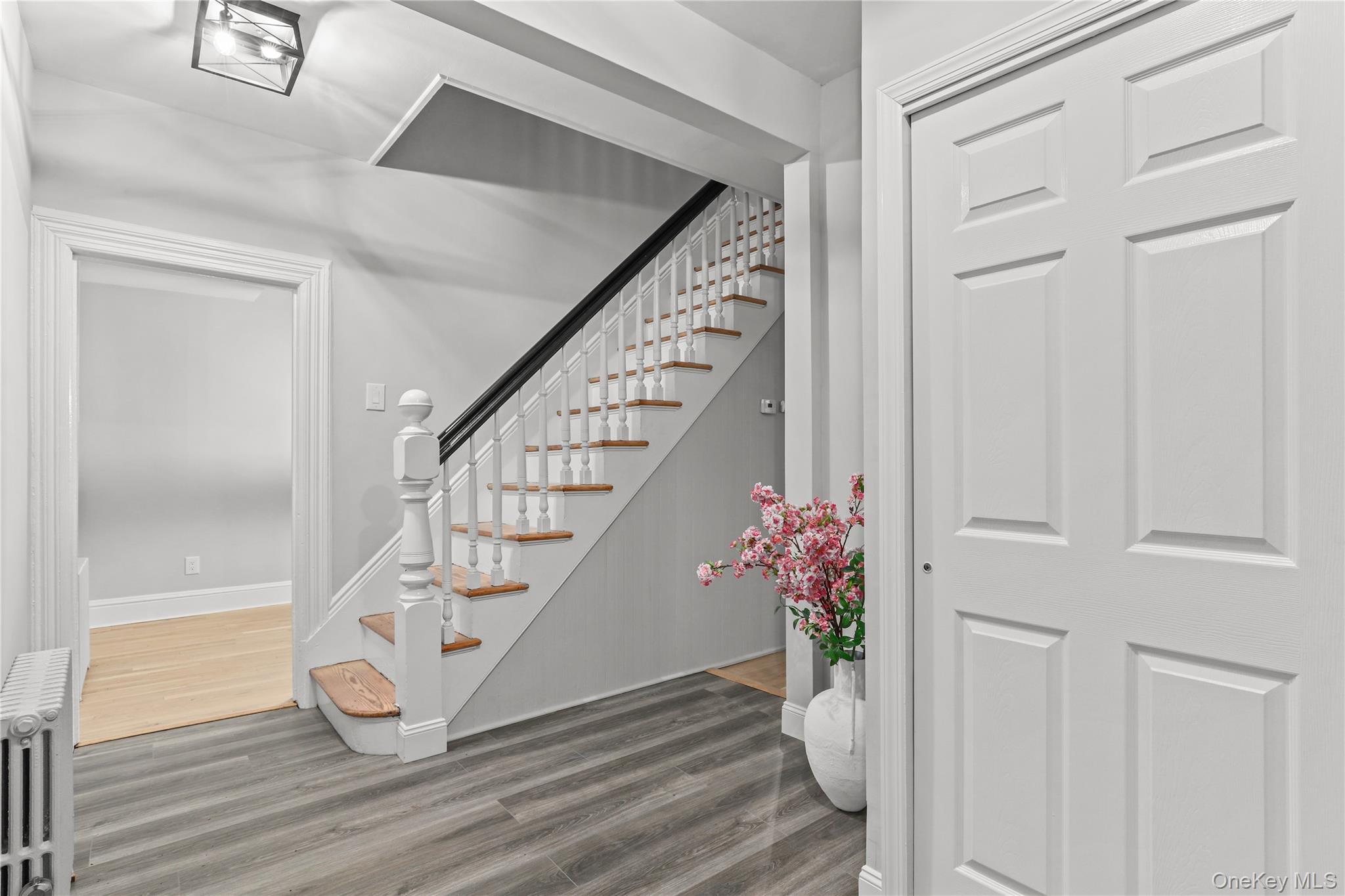 #8 photo, 350 Commerce Street, Hawthorne , NY 10532