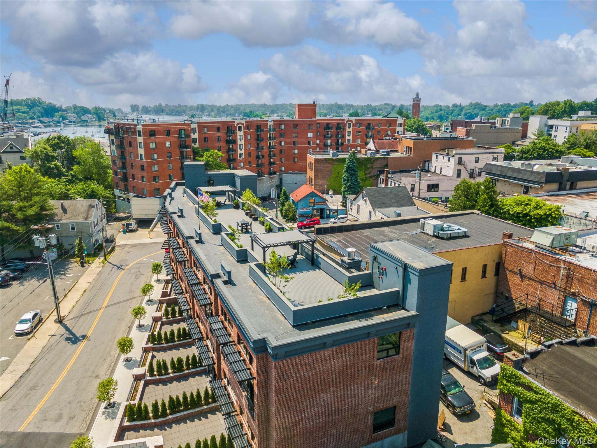 #17 photo, 172 E Prospect Avenue, Mamaroneck , NY 10543