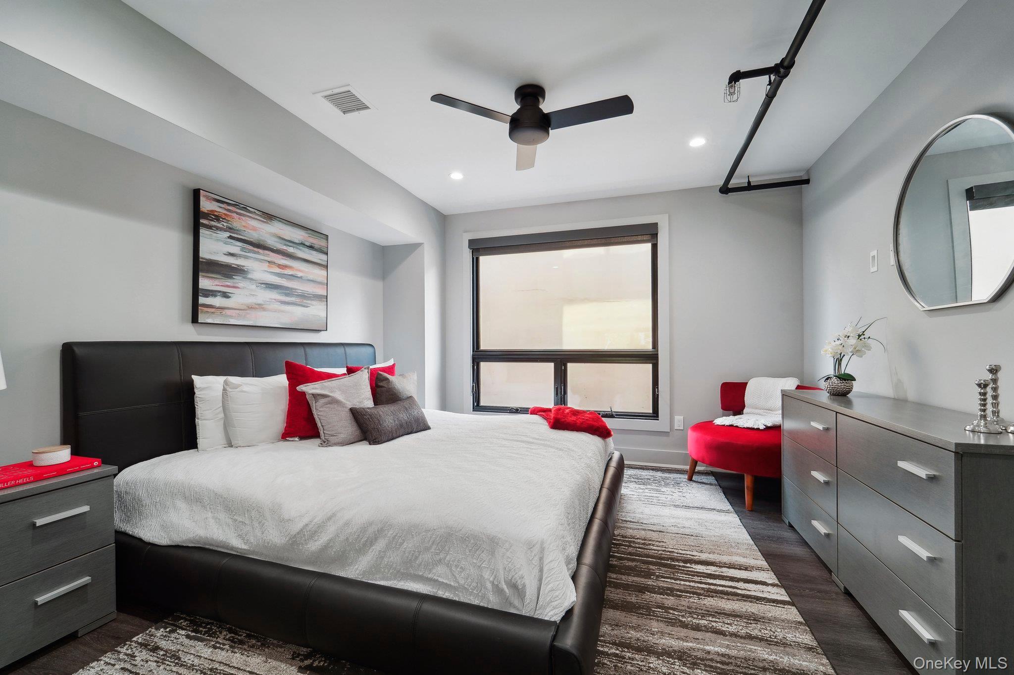 #9 photo, 172 E Prospect Avenue, Mamaroneck , NY 10543