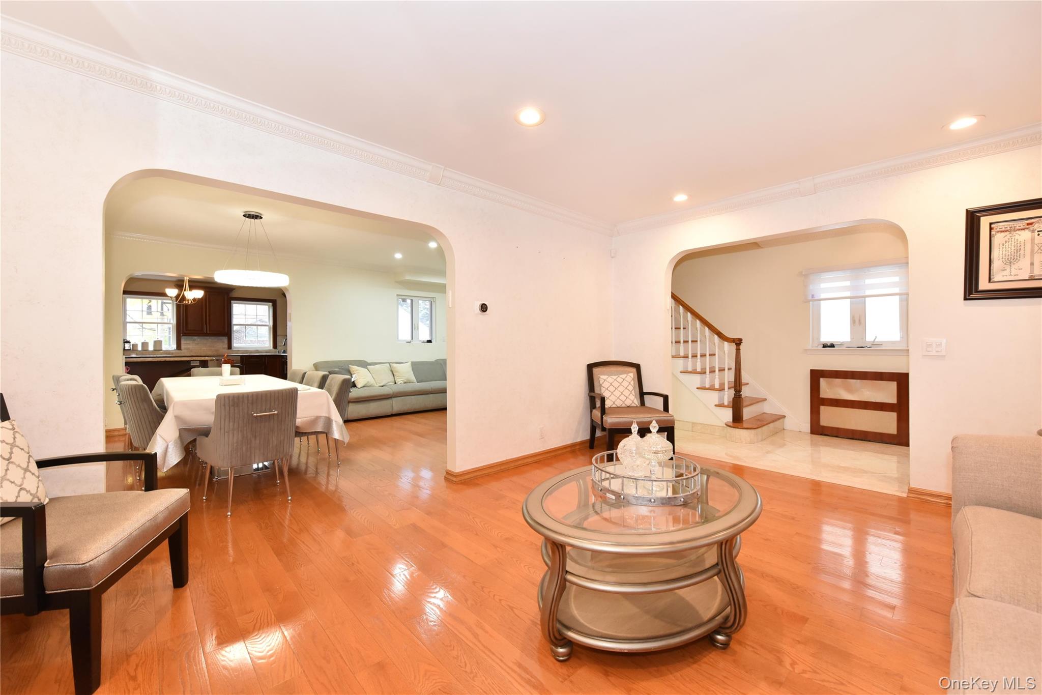 #11 photo, 80-46 212th Street, Hollis Hills , NY 11427