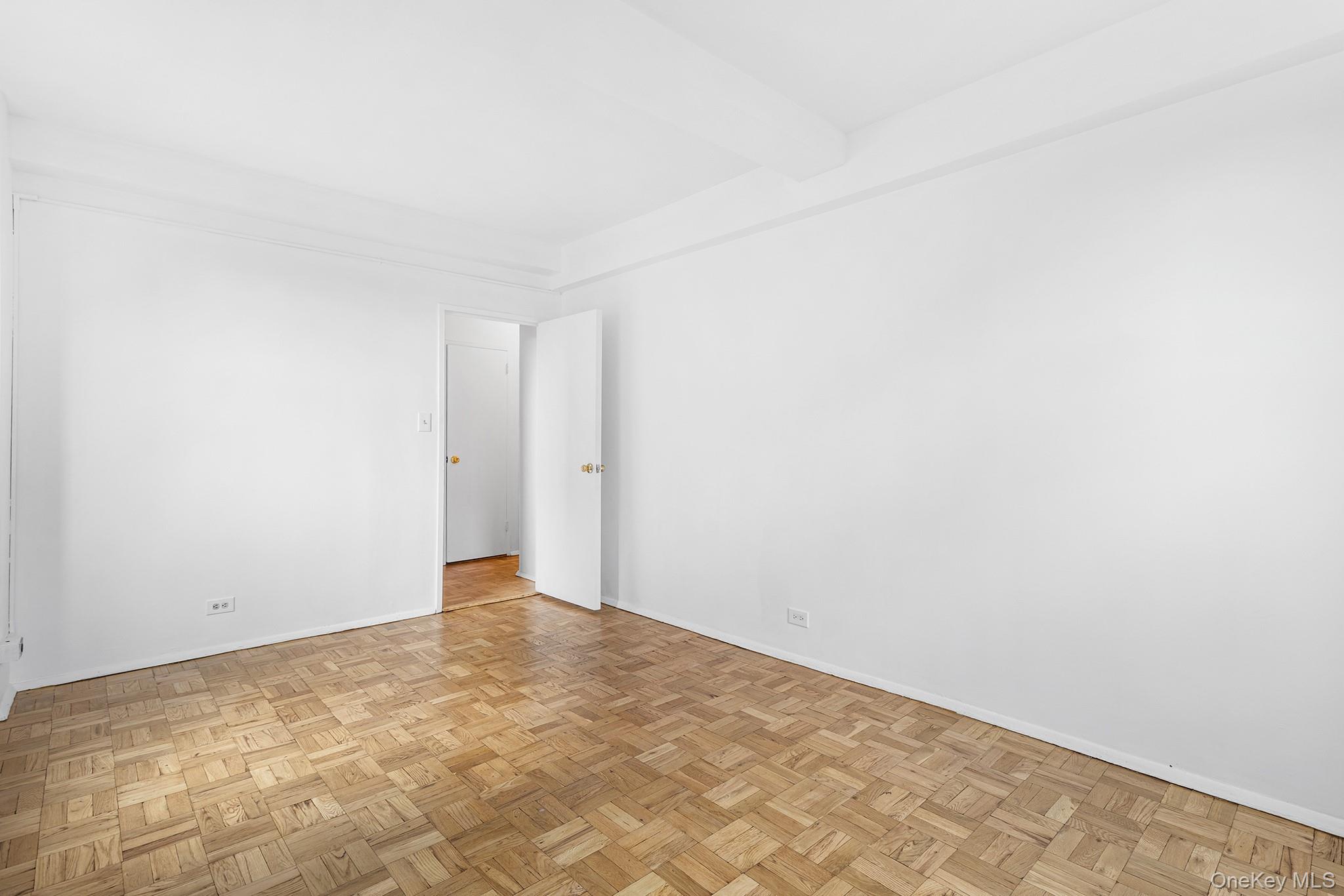 #11 photo, 530 Grand Street, New York (Manhattan) , NY 10002