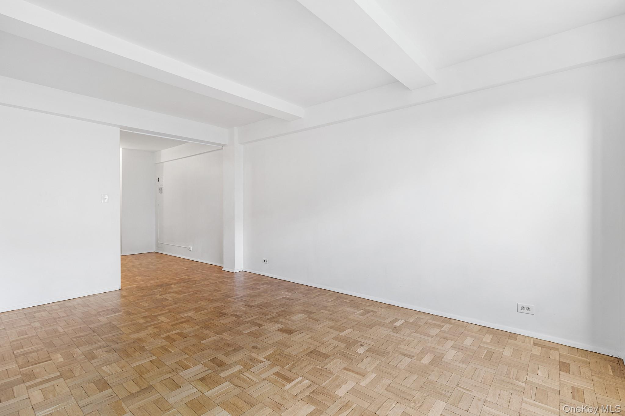 #3 photo, 530 Grand Street, New York (Manhattan) , NY 10002