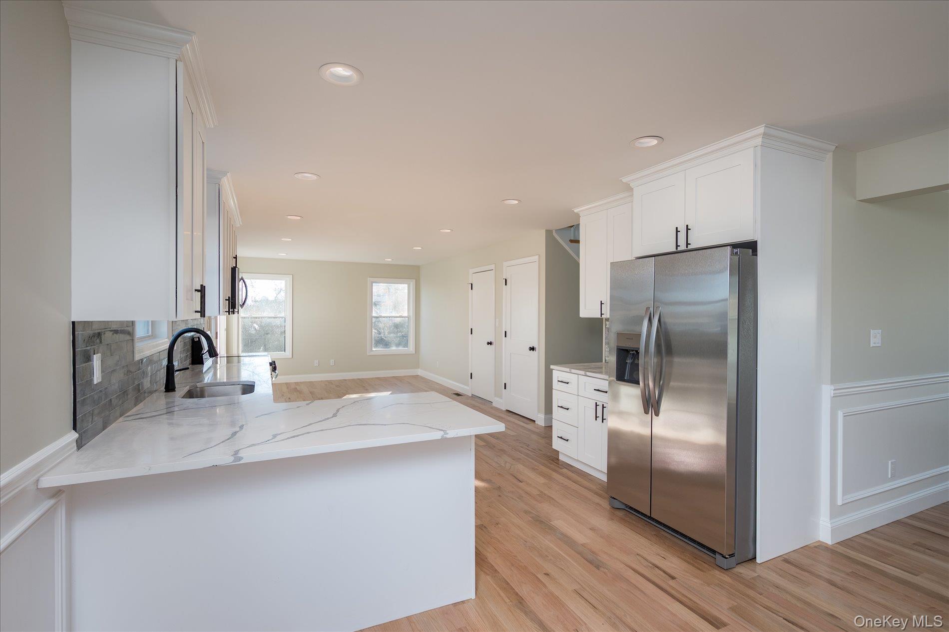 #11 photo, 15 Dubois Avenue, Amityville , NY 11701