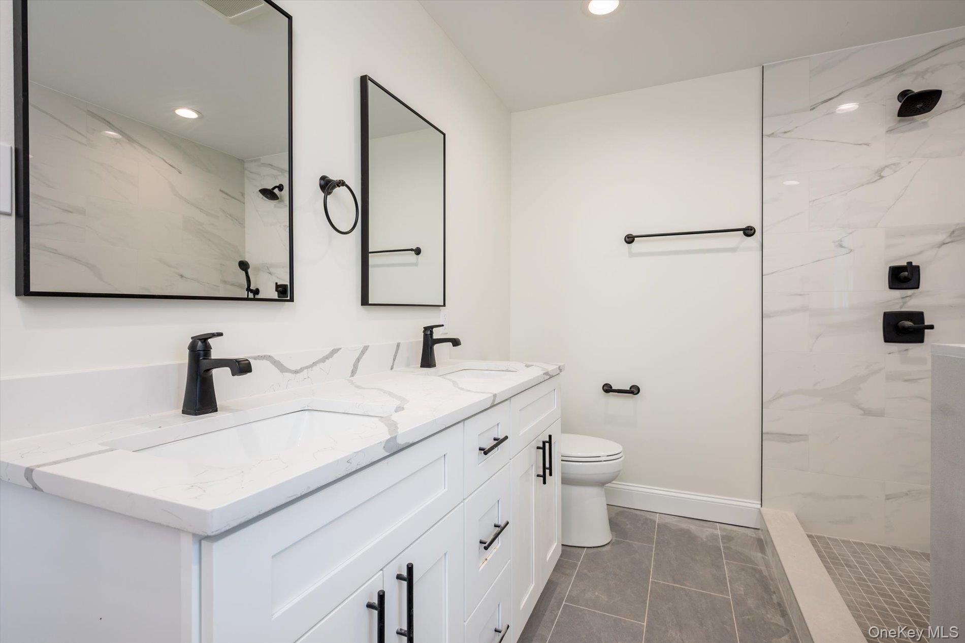 #16 photo, 15 Dubois Avenue, Amityville , NY 11701