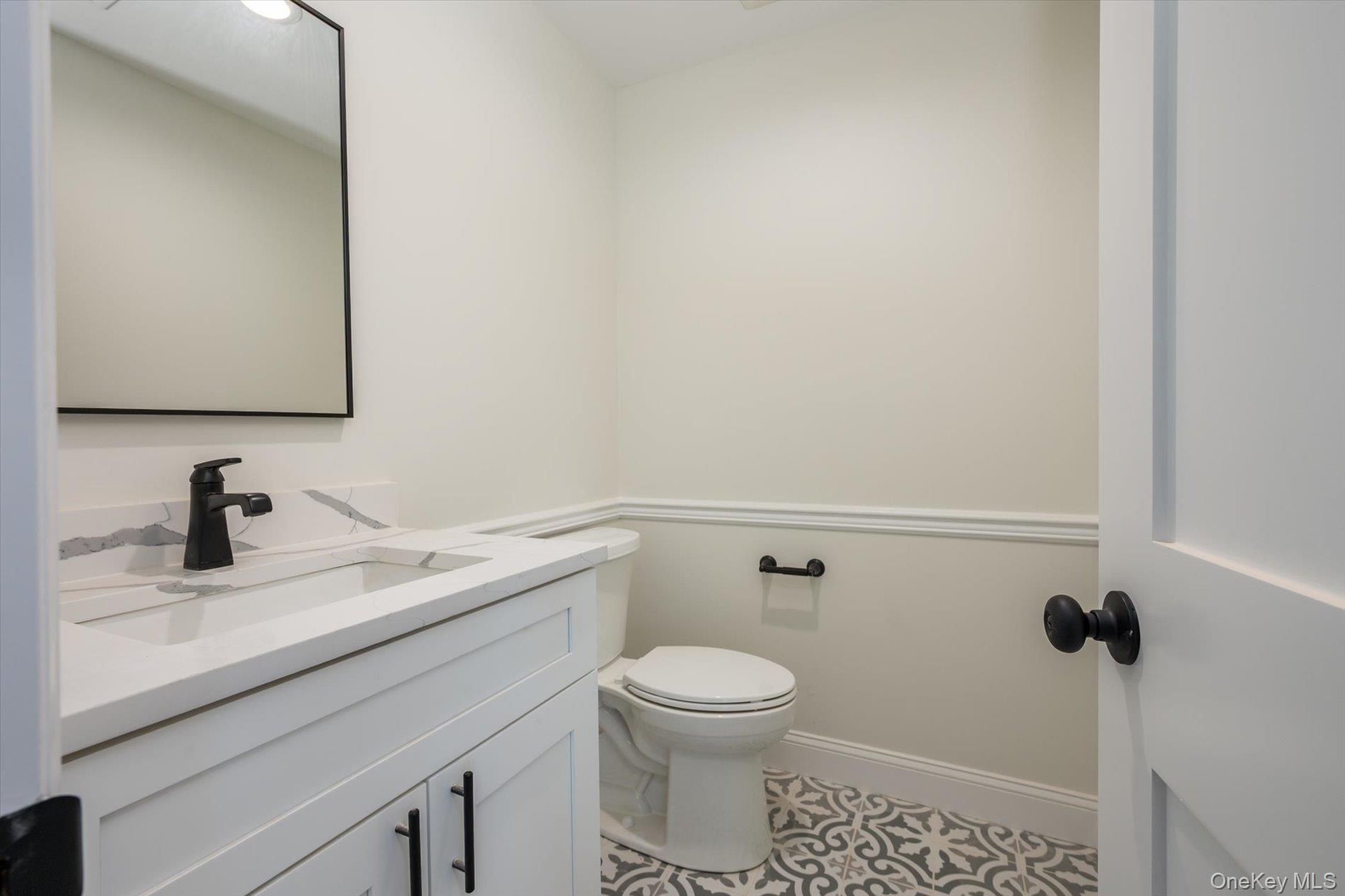 #8 photo, 15 Dubois Avenue, Amityville , NY 11701