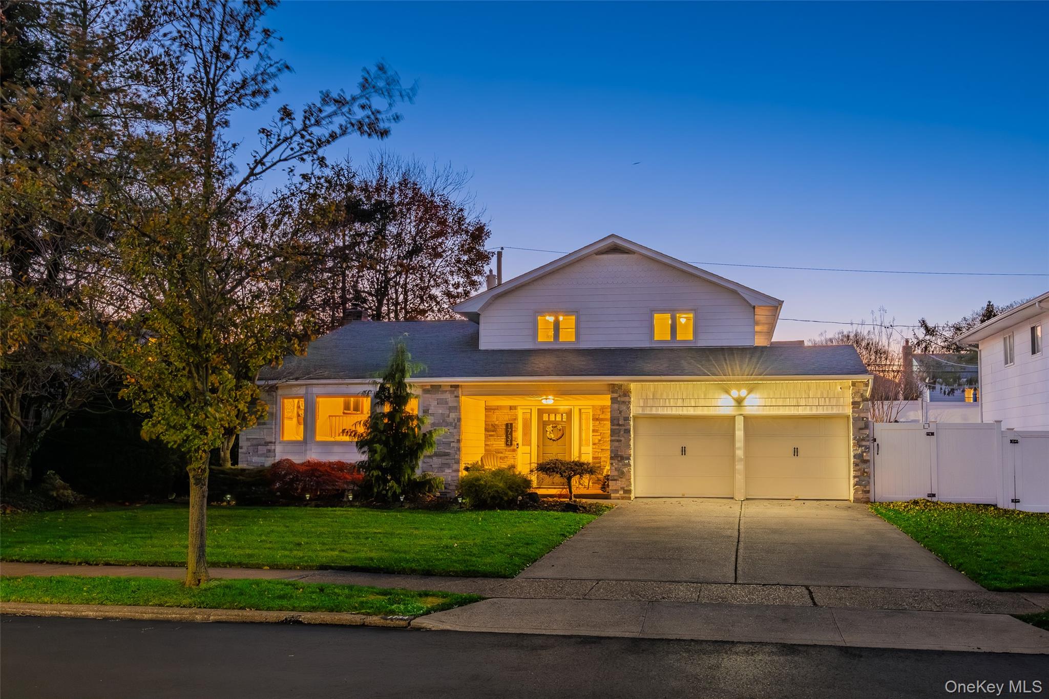 #2 photo, 1734 Roberta Lane, ナッソー郡 Merrick , NY 11566